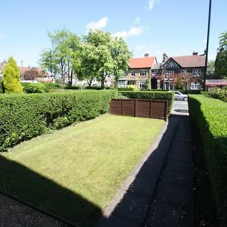 Parkhouse Leeds Stunning 1 Bedroom Roundhay Leeds Leeds (West Yorkshire)